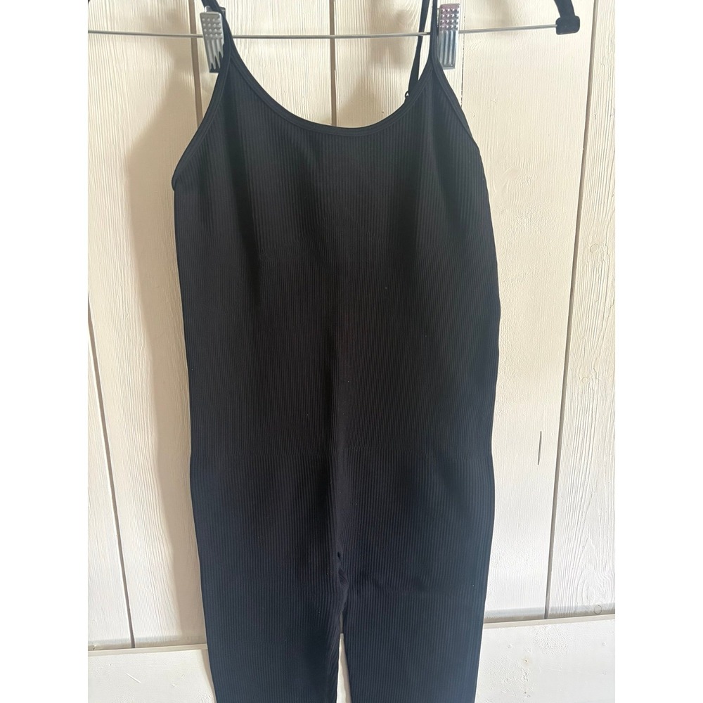 Jumpsuit medium - Picture 2 of 4